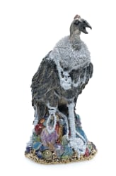 Carolein Smit, Vulture with pearl necklace