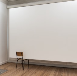 Roeland Tweelinckx, Wall and chair