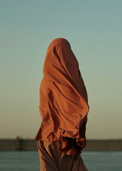 Mounir Raji, Orange Scarf