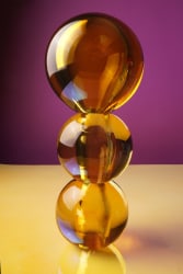 Louise te Poele, Nurture Sphere Yellow