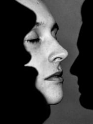 Nanda Hagenaars, Layered identities