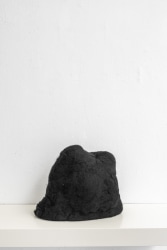 Yvonne Dröge Wendel, One object speaking English and one being tired #4