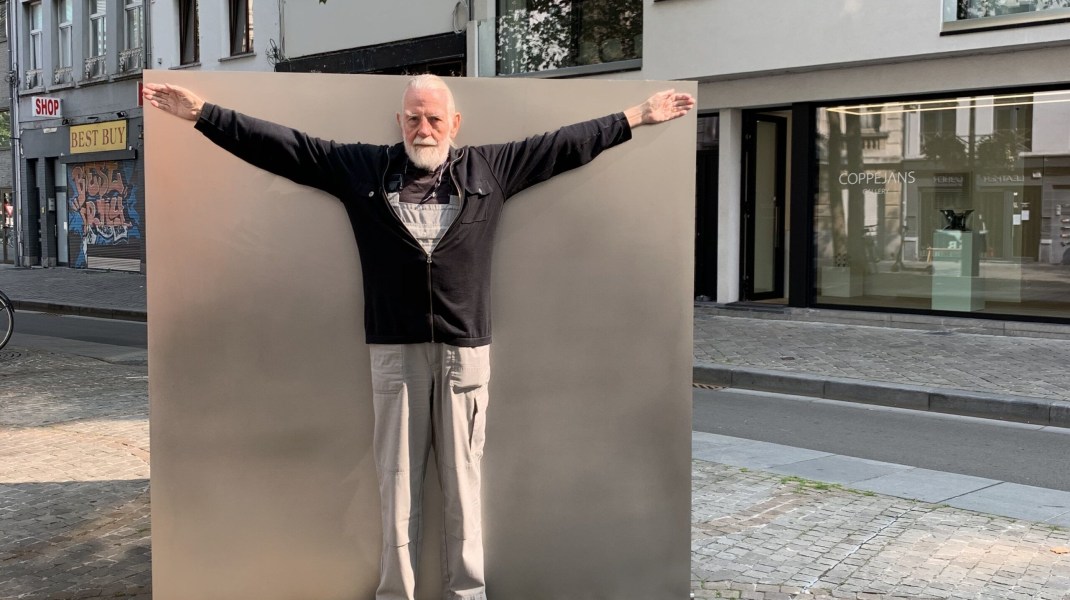 Ewerdt Hilgemann, Ewerdt Hilgemann in front of the not yet imploded Cube(Self) in 2020 on Falcon Square near Coppejans Gallery. The original cube measures 1.78 m, making it as tall as the artist himself.