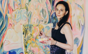 Emi Avora, KERSGALLERY