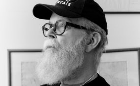 Richard Haines, Tommy Simoens