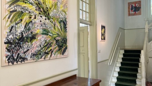 HANDS IN THE GARDEN, Julia Kaiser, 