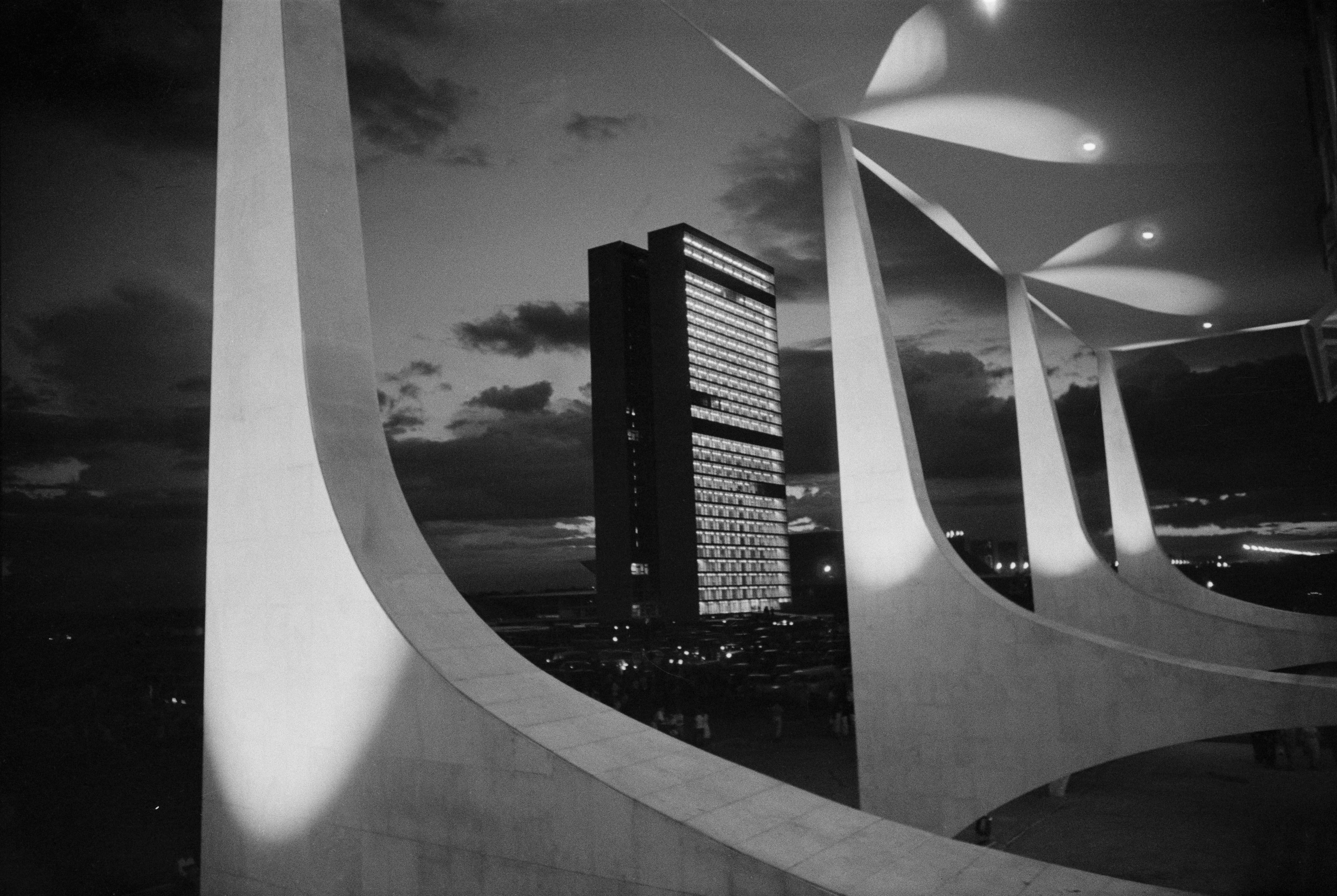 René Burri | Artist on Gallery Viewer | Gallery Viewer