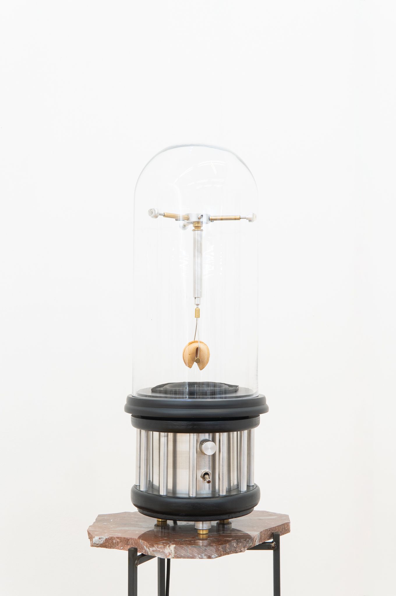 fortune cookie (machine) Mathieu Zurstrassen Gallery...