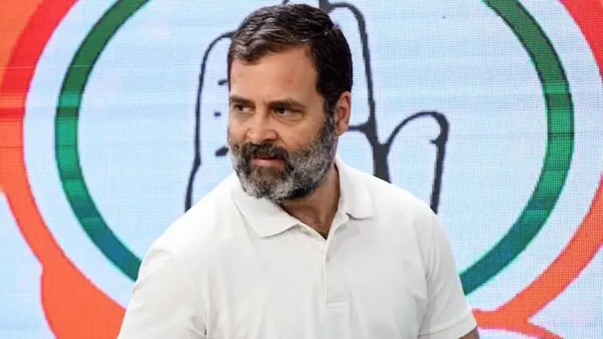 Supreme Court halts CBI and ED reports in Rahul Gandhi disproportionate assets case