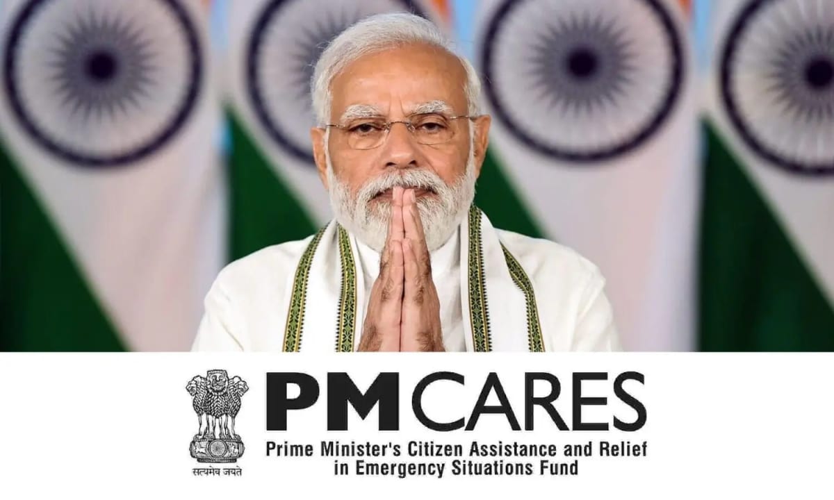 PM CARES Fund logo and ₹8,452 crore fund balance