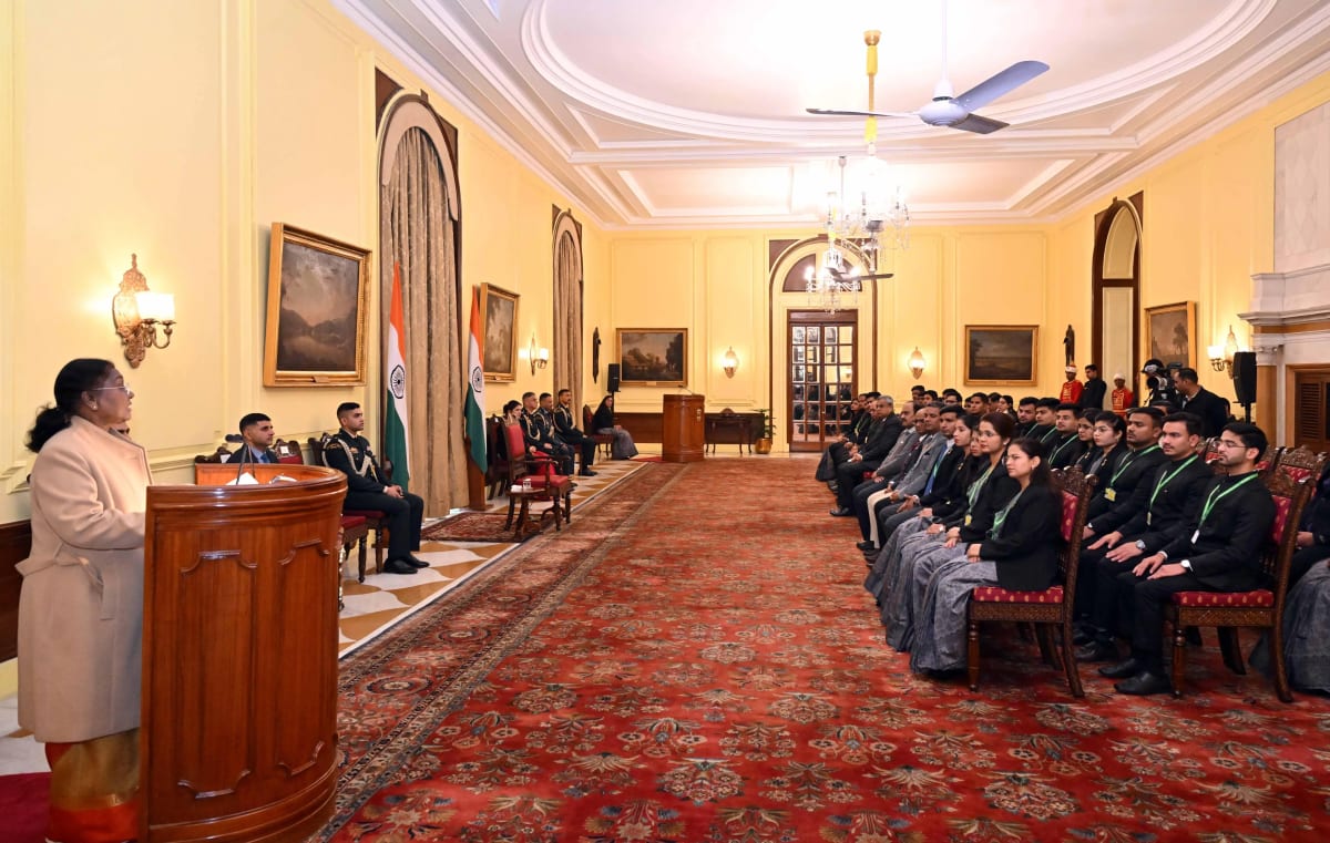 President Droupadi Murmu interacts with Indian Information Service and Indian Statistical Service officer trainees at Rashtrapati Bhavan.