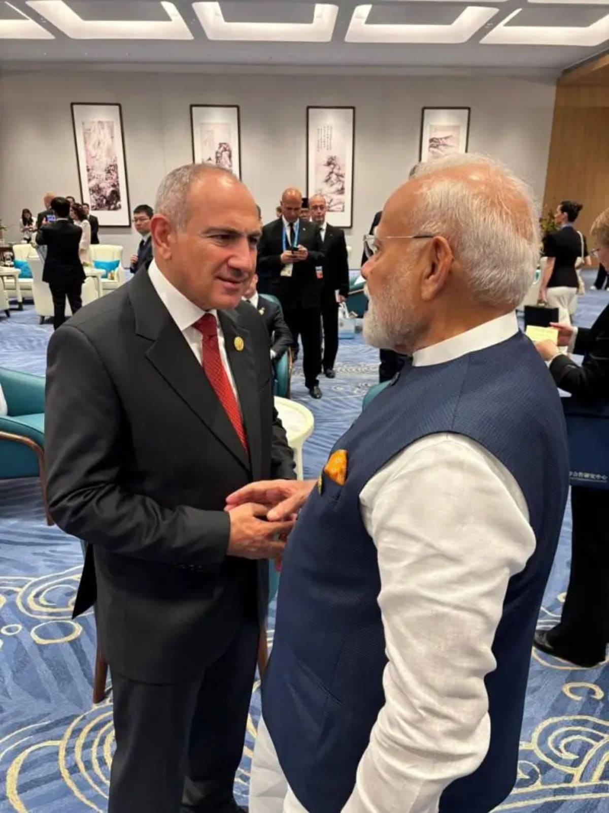 PM Narendra Modi meets Armenian Prime Minister Nikol Pashinyan in Bishkek