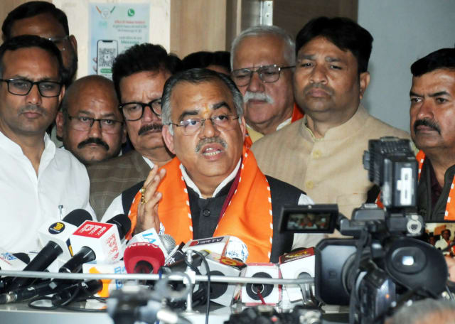 BJP MP Tarun Chugh addressing a press conference on Punjab governance and law and order.