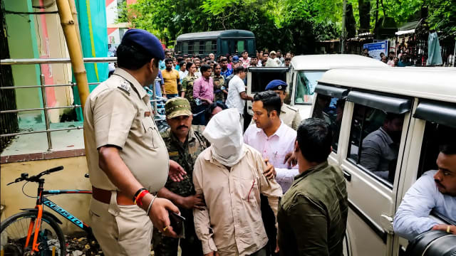 West Bengal STF personnel during arrest operation in Bangaon
