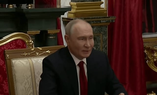 US Envoys Hold Talks With Putin on Ukraine War - NationPath Image