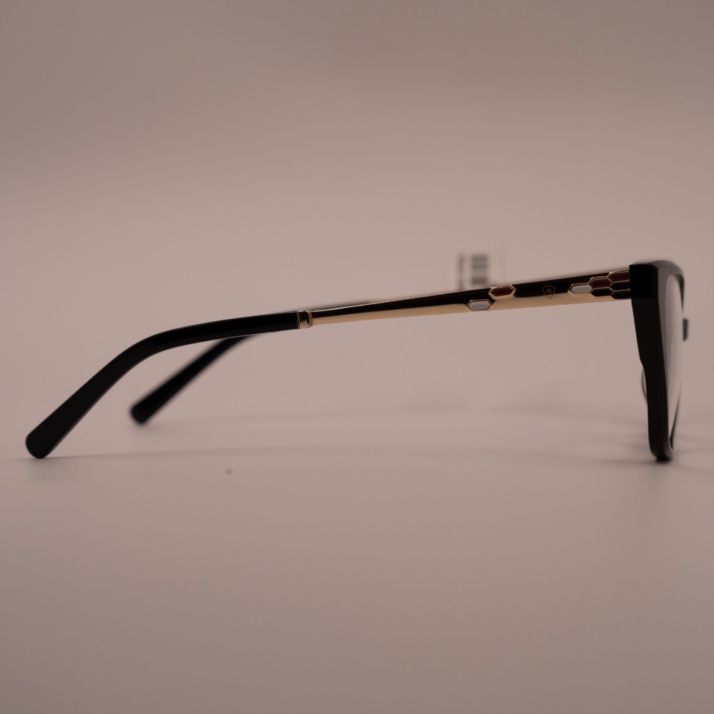 J12ST-103 view 3