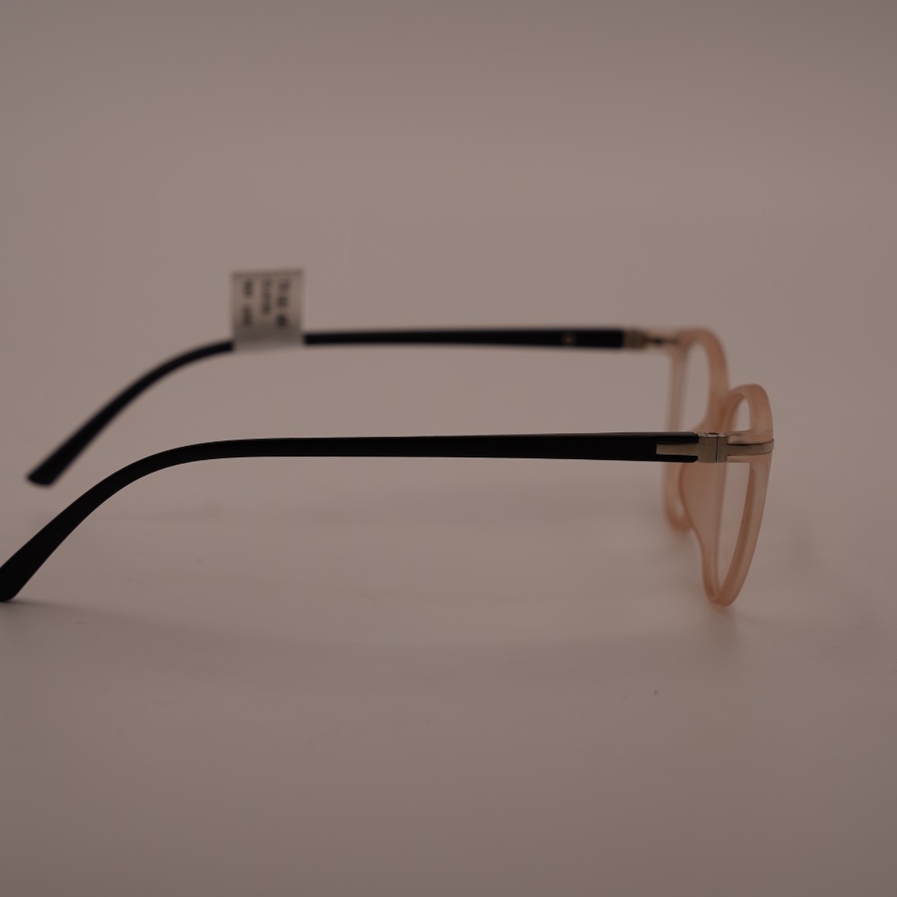 TR-502 view 3