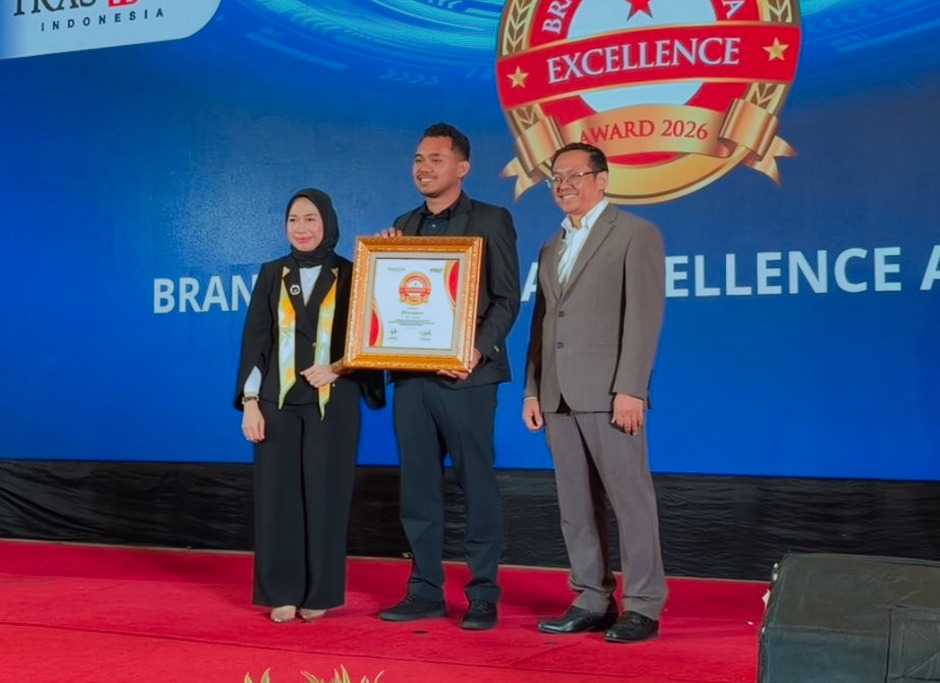 ProtaBumin menerima penghargaan Brand Indonesia Excellence Award