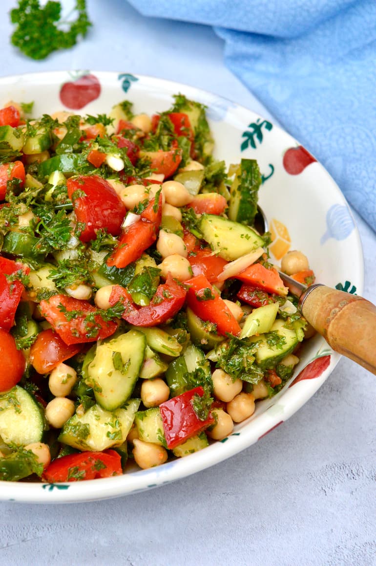 Middle Eastern Spiced Chickpea Salad