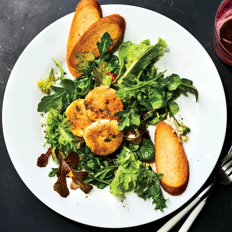 Spinach Salad with Baked Goat Cheese