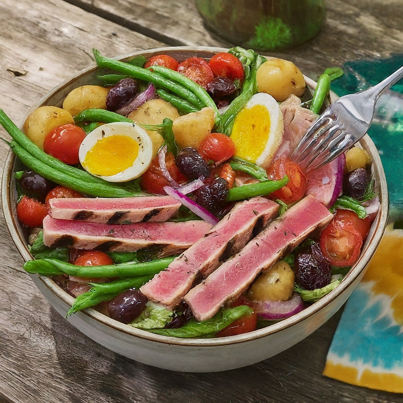 Grilled Tuna Niçoise Salad