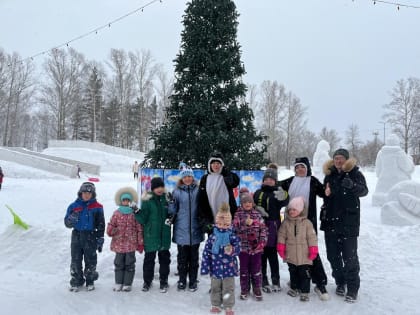 4 января на площади Дворца культуры «Юбилейный» состоялась детская игровая программа «Зимняя фантазия».