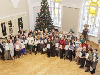 В Год семьи в Кузбассе чествовали семейные династии библиотекарей