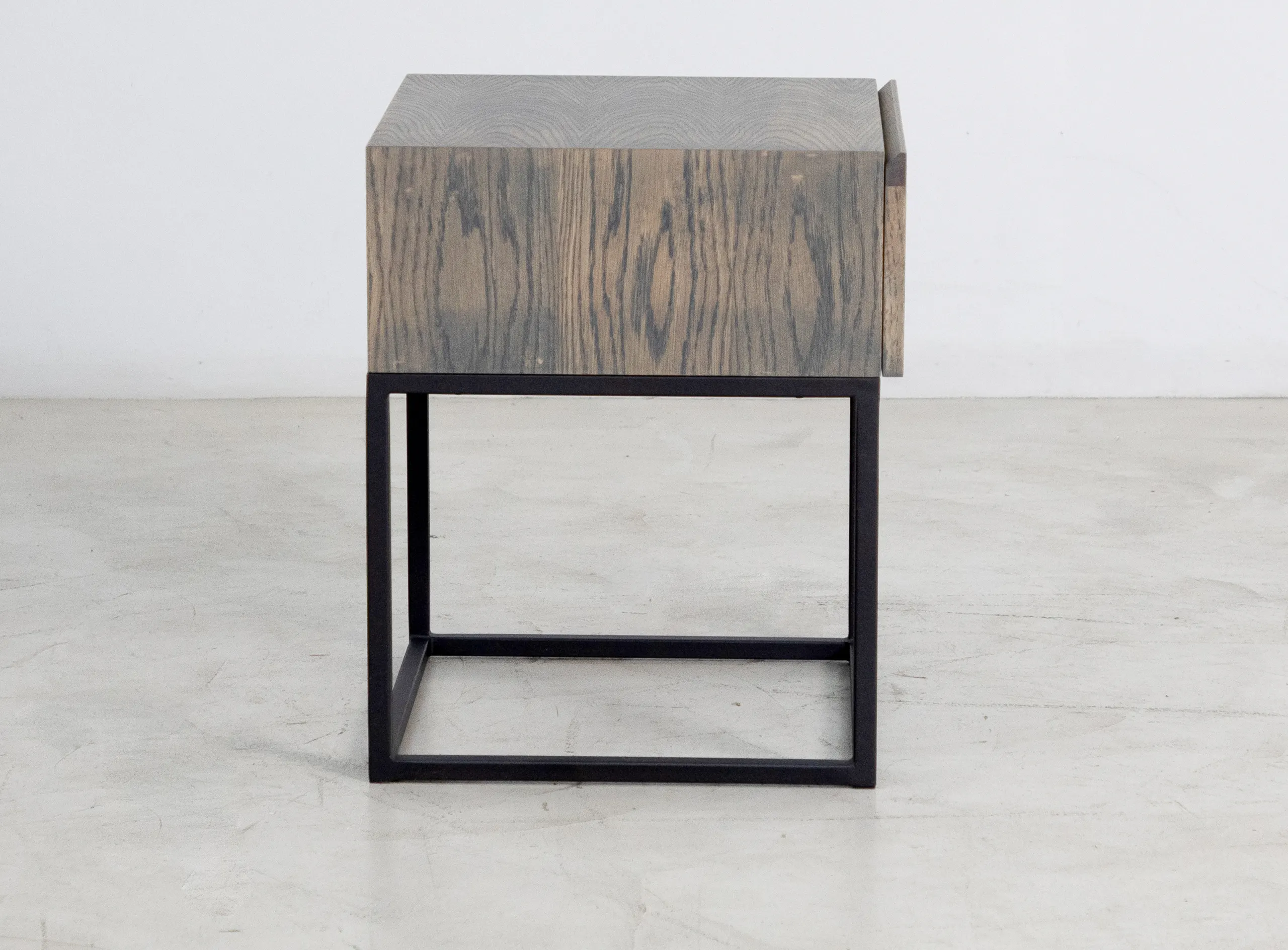 Bradford Bedside Storm Grey 4