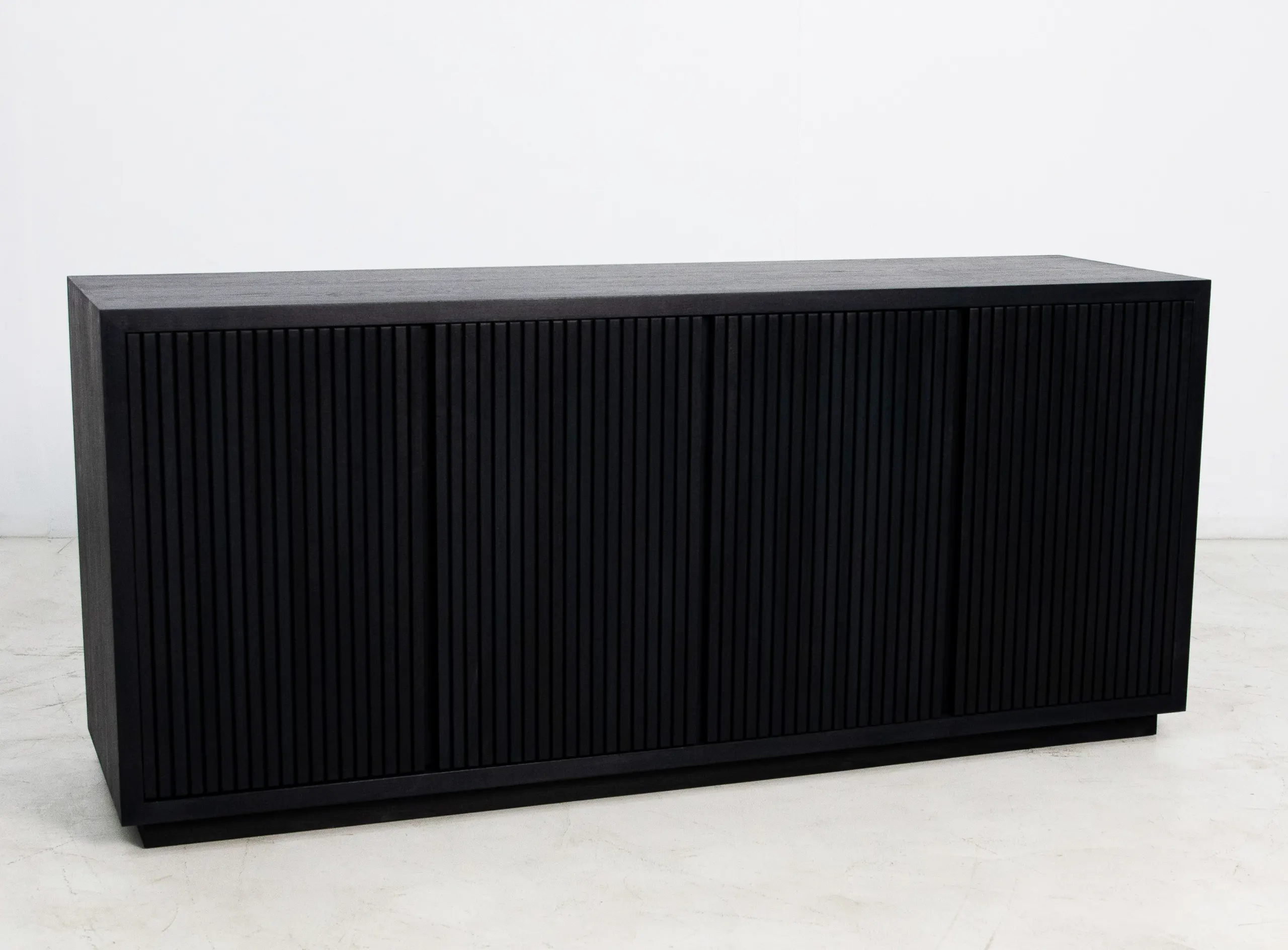 COLORADO SIDEBOARD BLACK(3)