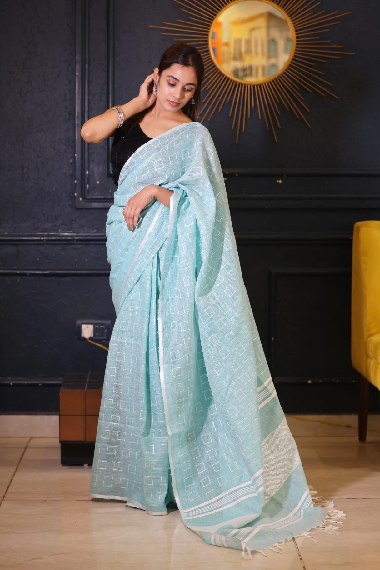 Premium  Linen Saree with Geometric Weave - Image 1