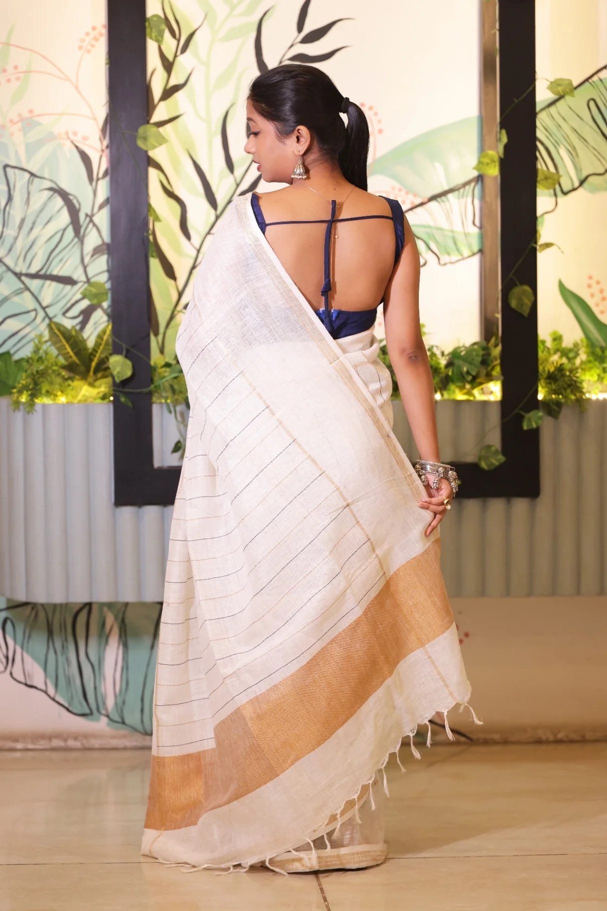 Premium Pure Linen Ivory Saree with Golden Strips - Image 4
