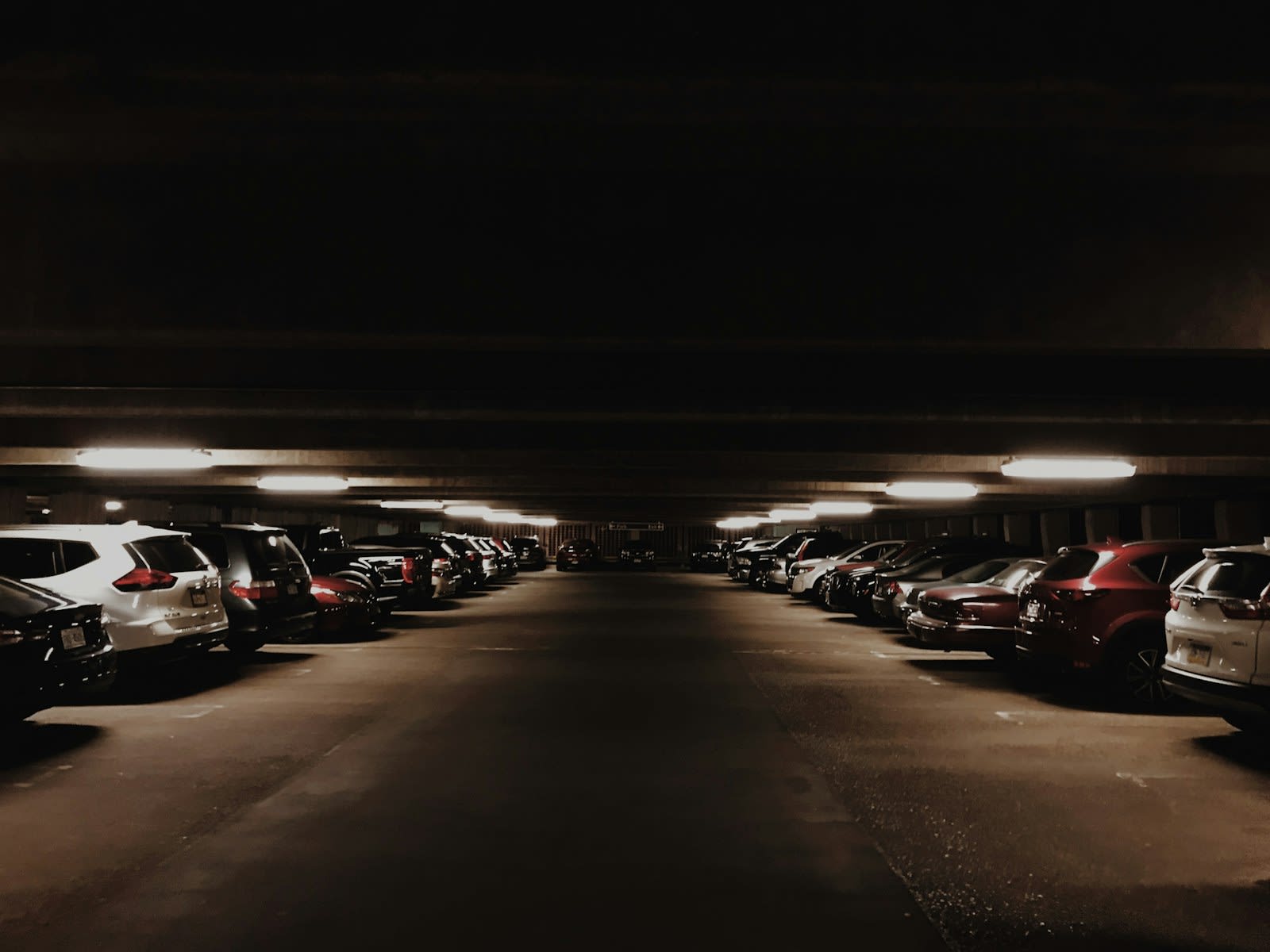 ParkTrans Włochy Economy — parking przy lotnisku Chopina, zdjęcie 3