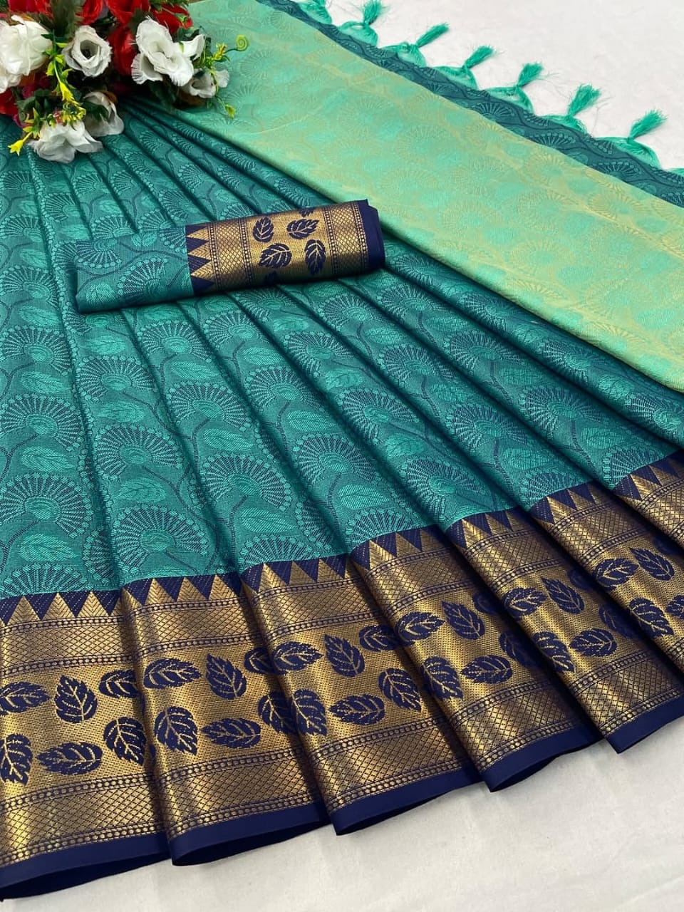 Poonthamil sarees