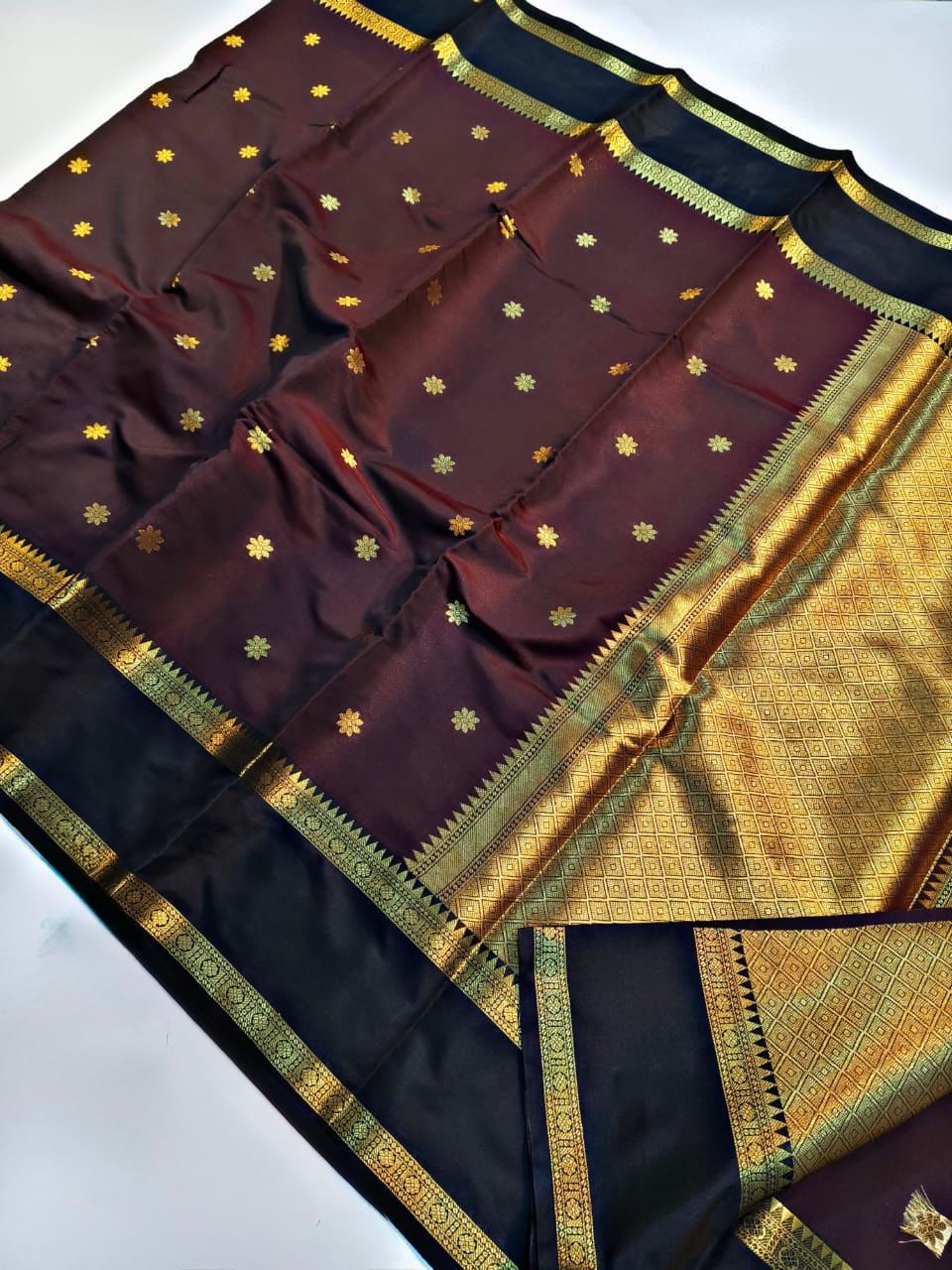 Banarasi Semi Katan Semi Silk Sarees