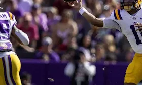 Game‑Day Insights: LSU‑Arkansas Showdown, AP Top‑25 Shifts, Ravens’ AFC North Push, and Knicks’ Towns Blueprint – Bet Smarter with Predwit