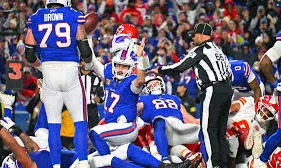 Breaking Records, Controversies, and Injuries: How the Latest Sports Headlines Shape Betting Strategies on Predwit