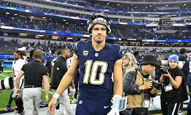 How Injuries, Roster Moves, and Playoff Rankings Shape This Week’s Betting Landscape