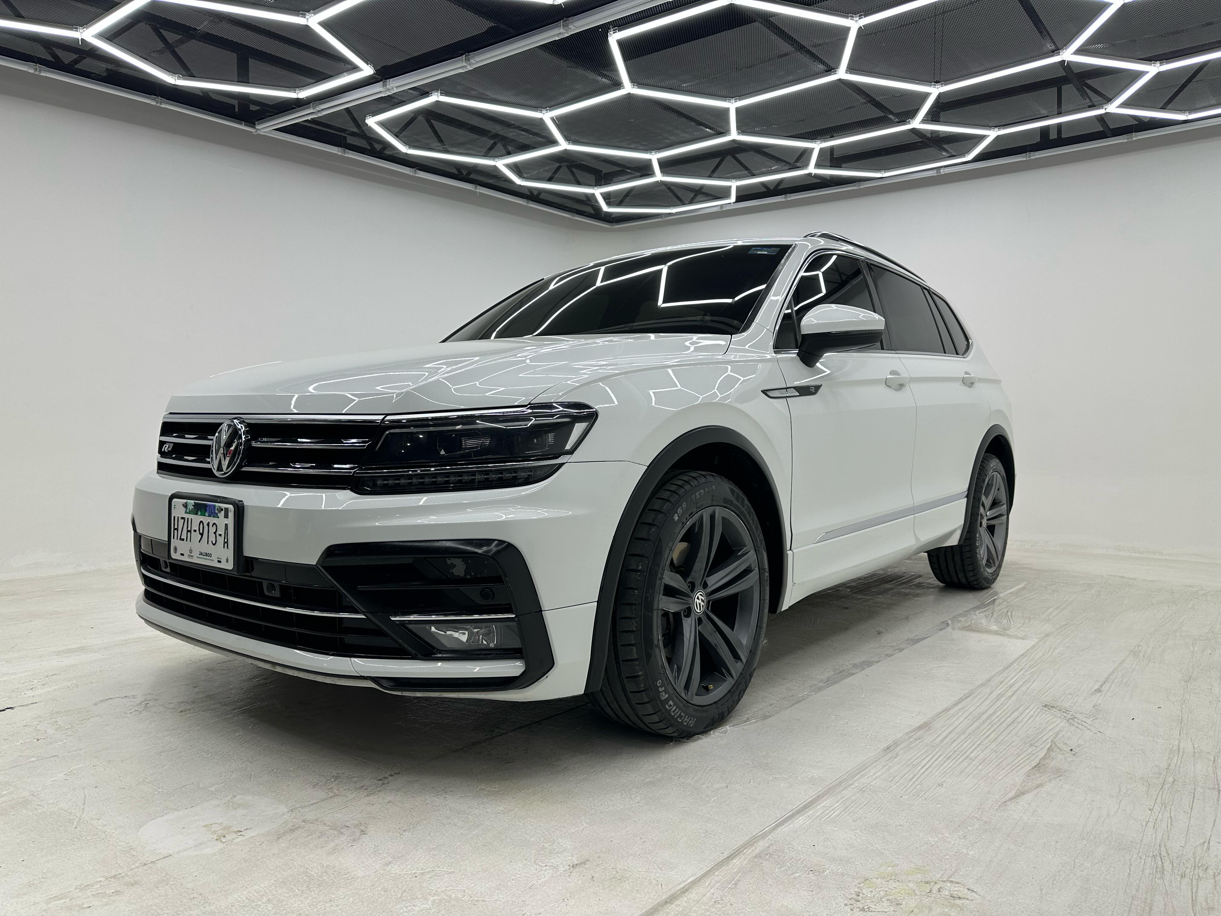 2025 volkswagen Tiguan R Line 