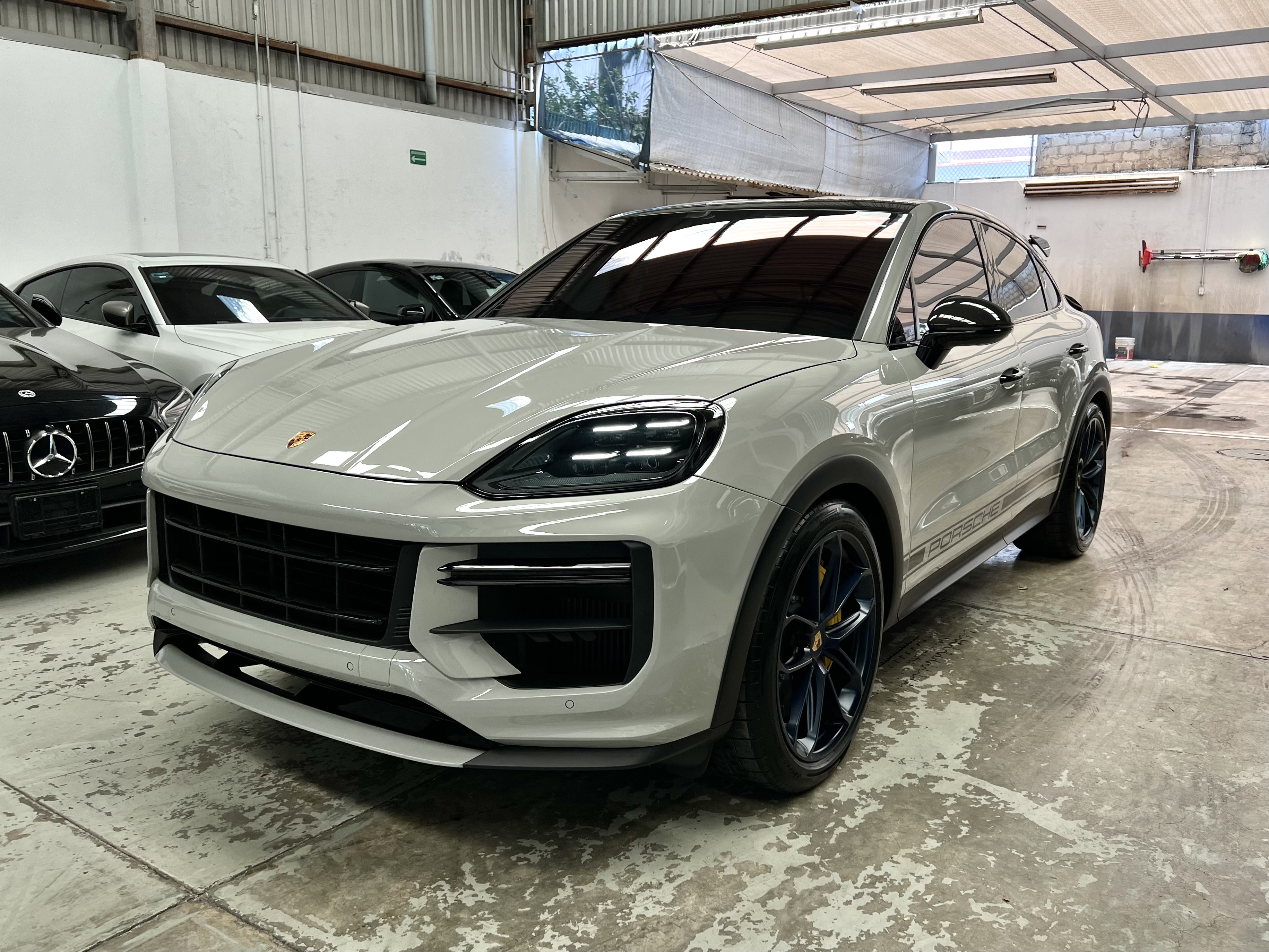 2024 porsche Cayenne Turbo GT