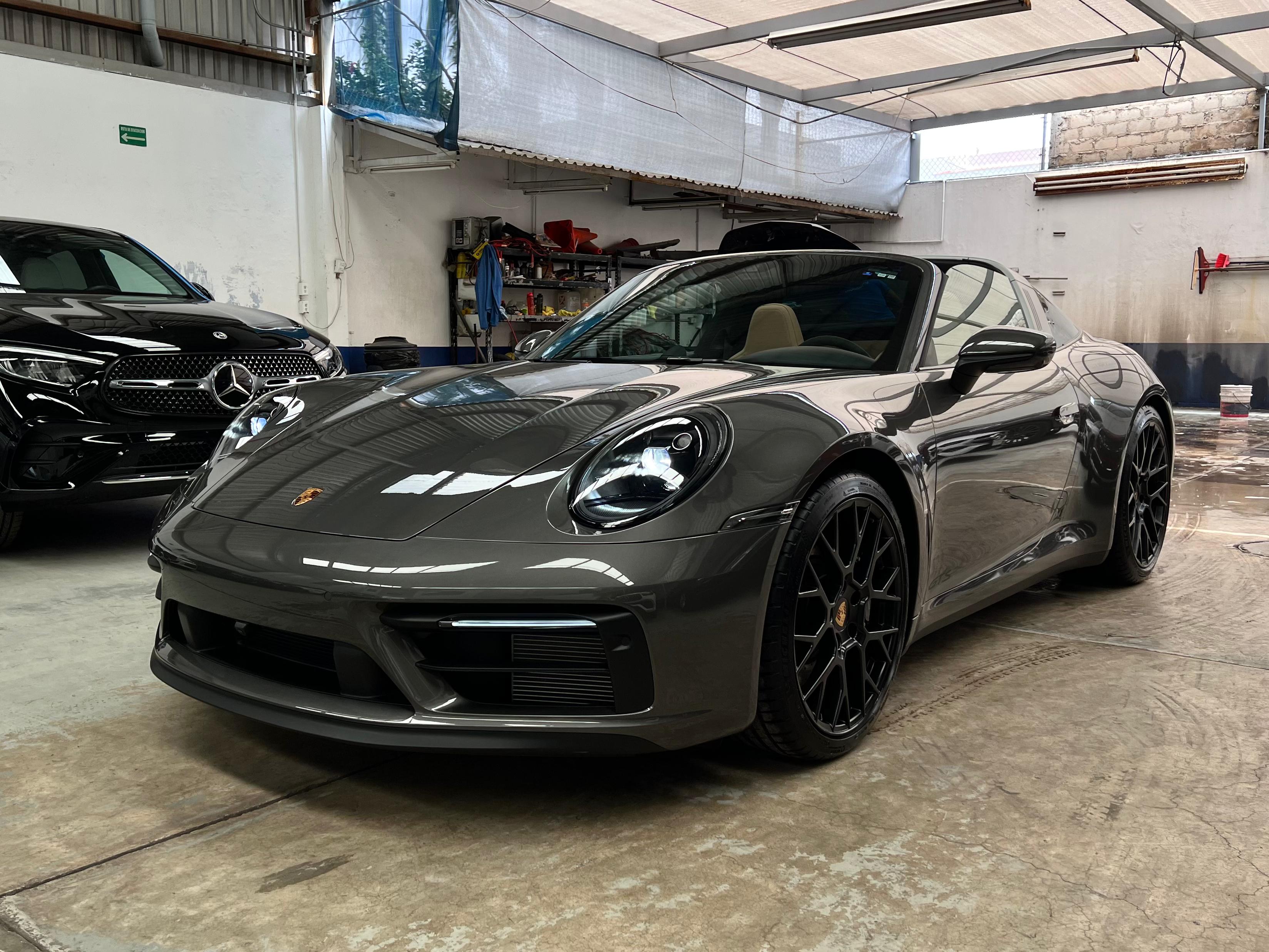2024 porsche Targa 4 GTS 