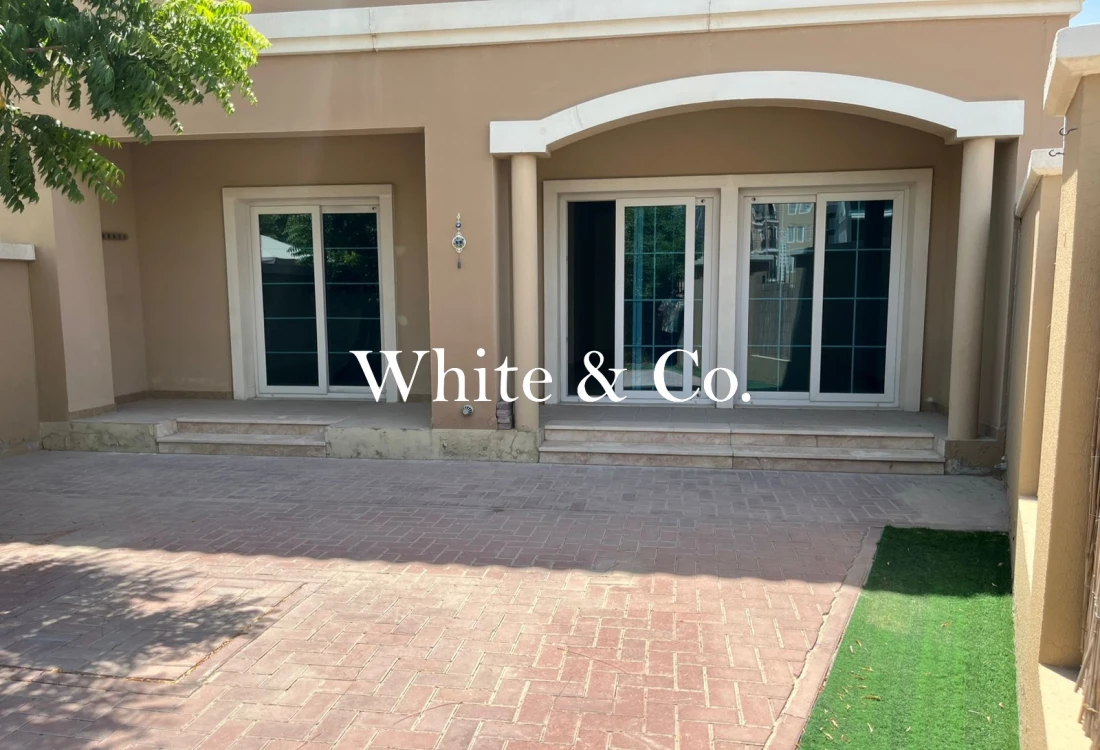 3 bedroom Property for rent in Nakheel Villas at 385,000 AED per year