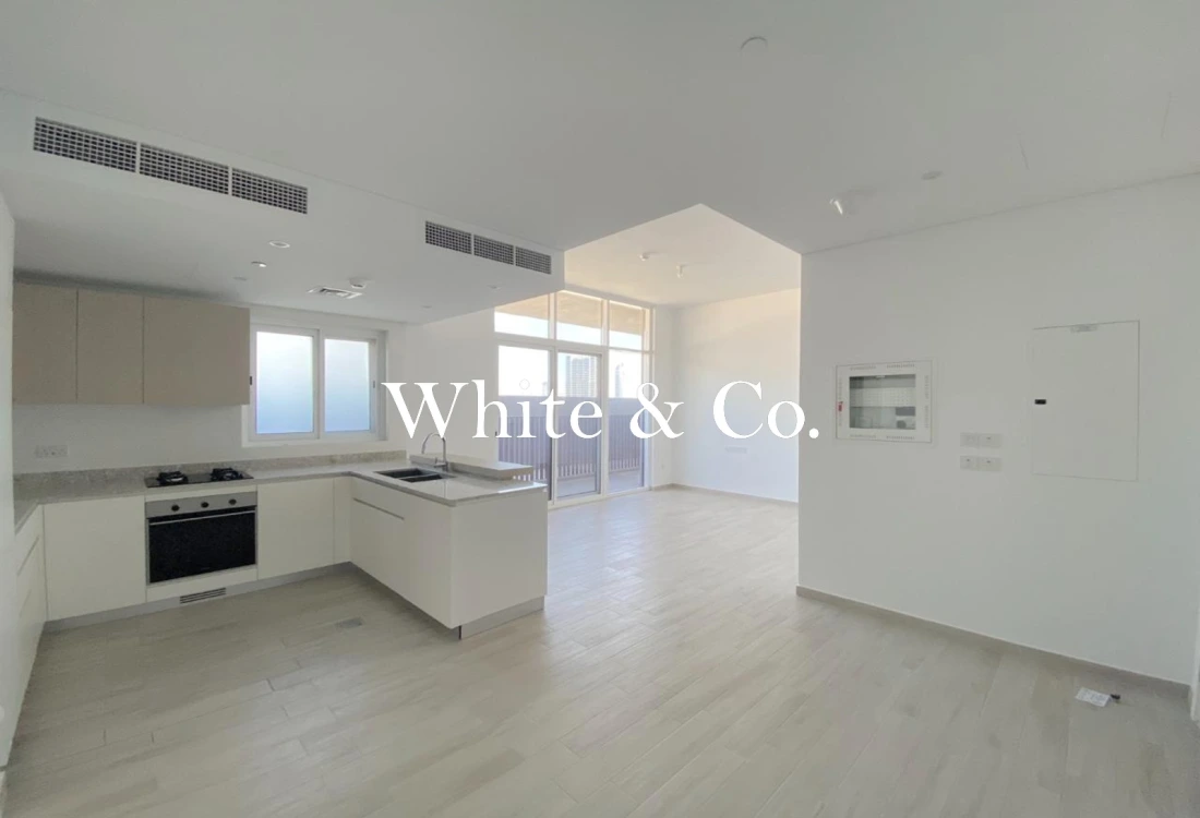 2 bedroom Property for rent in District 15 at 1,950,000 AED per year