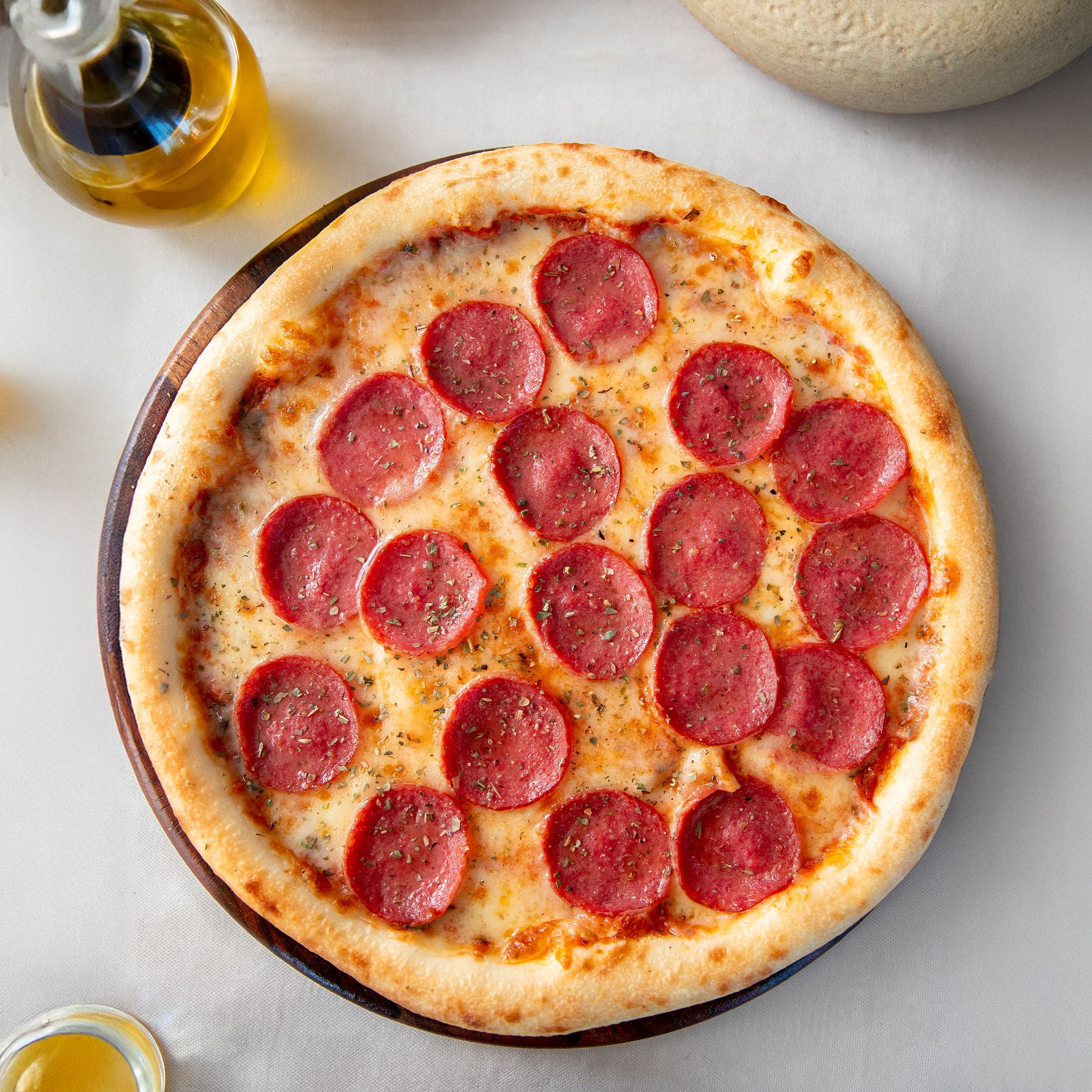 Katkısız Lezzet: Dana Sosisli Ev Yapımı Pizza Tarifi