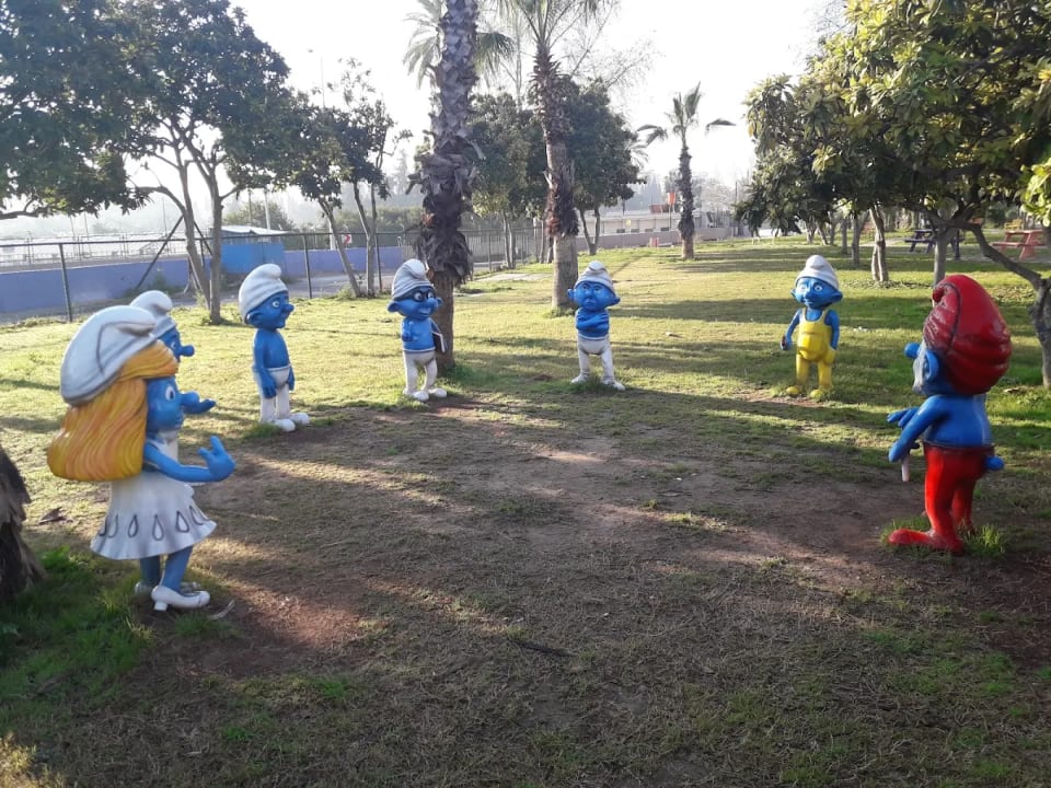 Adile Naşit Ve Şirinler Parkı