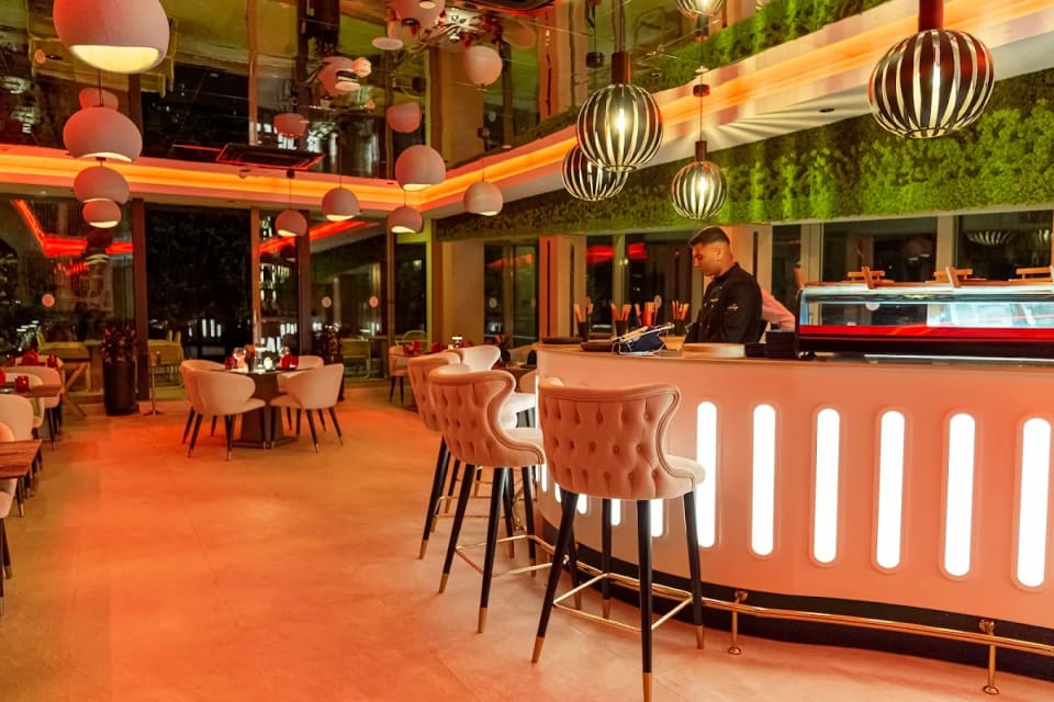 Sushi Club Lara