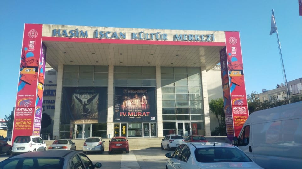 Haşim İşcan Kültür Merkezi Devlet Tiyatrosu