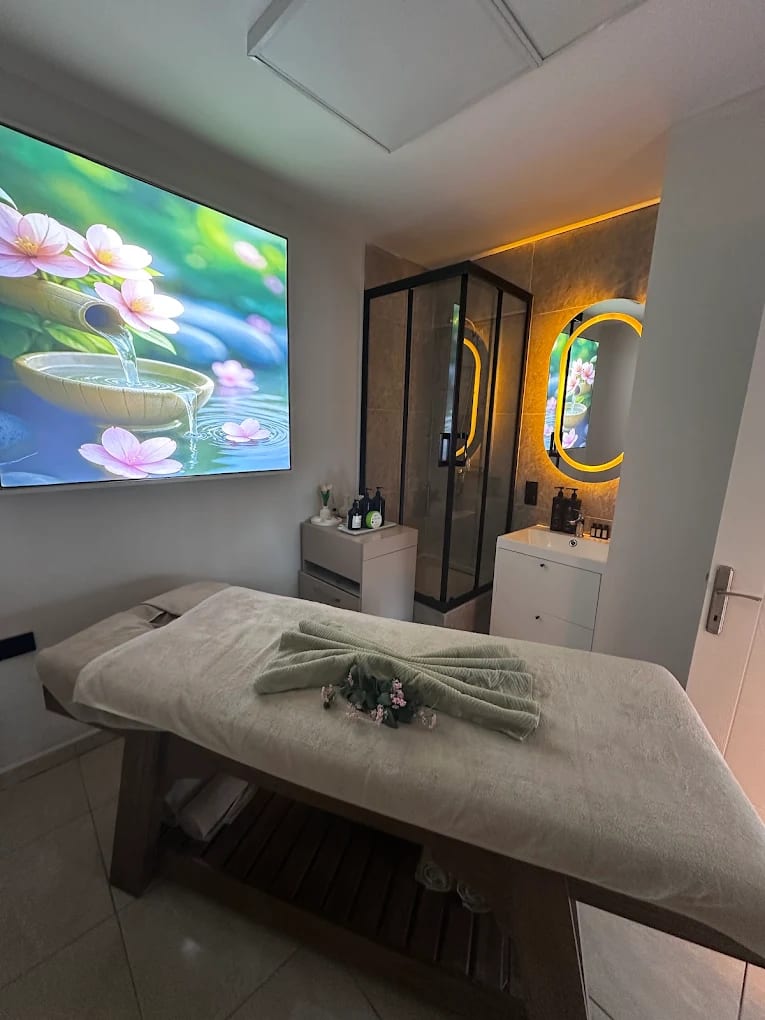 Medica Massage & Therapy