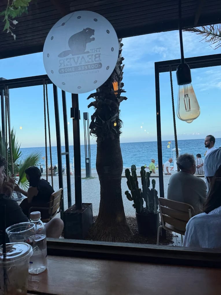 The Beaver Coffee Shop Kent Meydanı