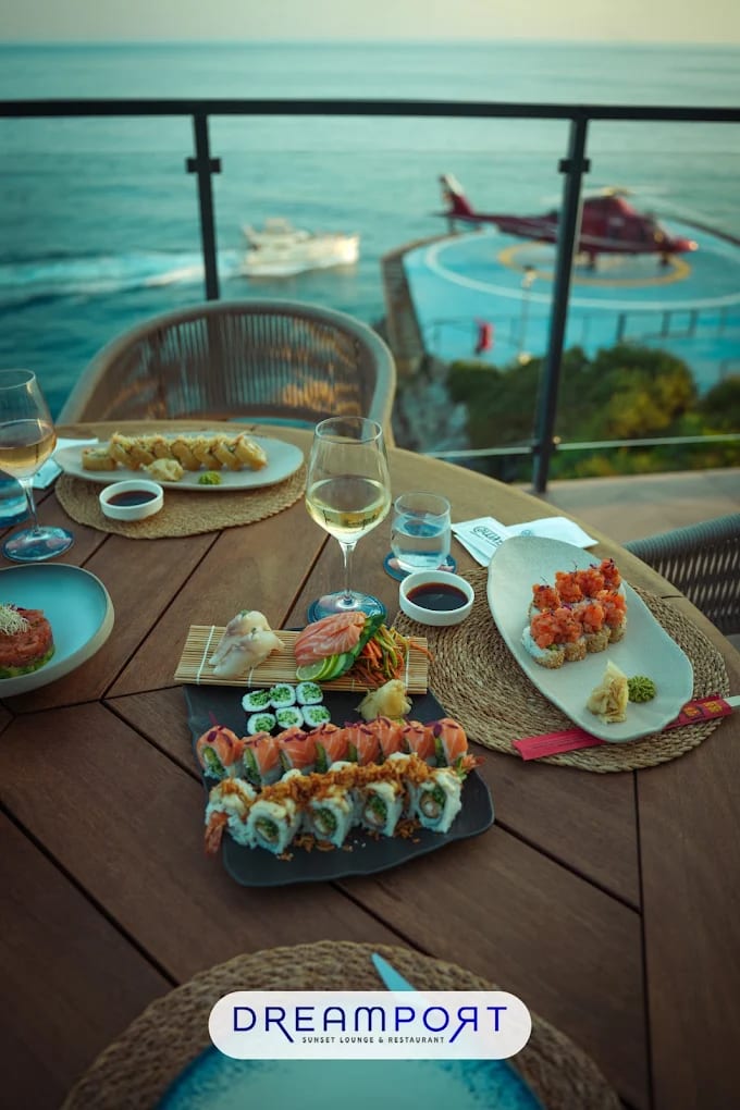 Dreamport Restaurant & Lounge