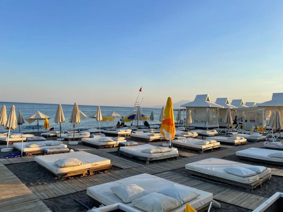Larena Beach